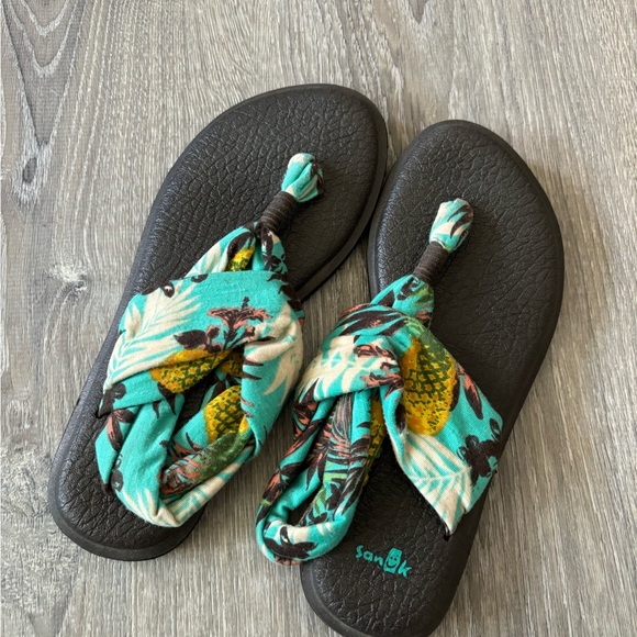 Sanuk Yoga Sling - Hawaiian island print - Picture 2 of 4